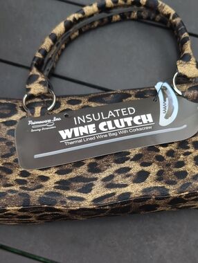 Primeware Insulated Leopard Wine Clutch - Gold/Black